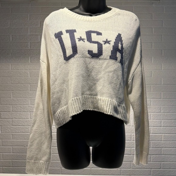 Grayson Threads Sweaters - Grayson‎ Threads Cream USA Graphic Knit Cropped Sweater Medium Cotton Blend